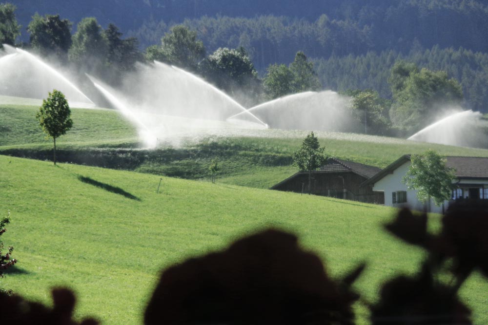 Vacations on the farm in Fiè allo Sciliar, Bolzano, irrigation