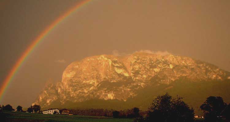 Ferien in Völs am Schlern, Regenbogen