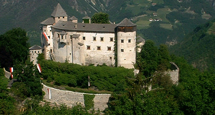 Ferie sul maso a Fiè allo Sciliar, Alto Adige, Castello di Presule