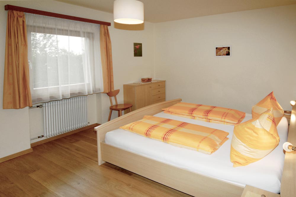 Holiday flat in Völs am Schlern, Southtyrol, bed